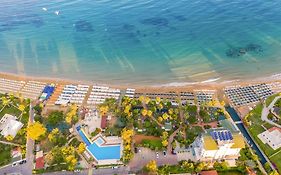 Armas Green Fugla Beach